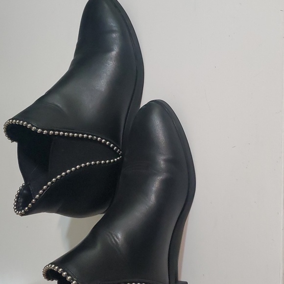 Ankle boots with silver studs - Picture 4 of 4